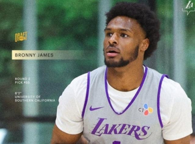 开云-吹的太离谱？佩林卡：要把布朗尼培养为攻防精英