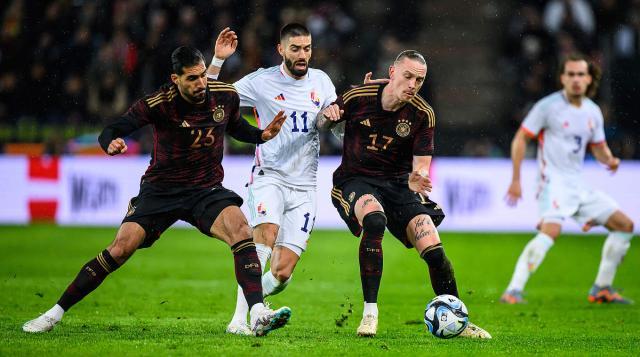 开云官网-德国队需要“中场打手”，弗利克需要做更多试验